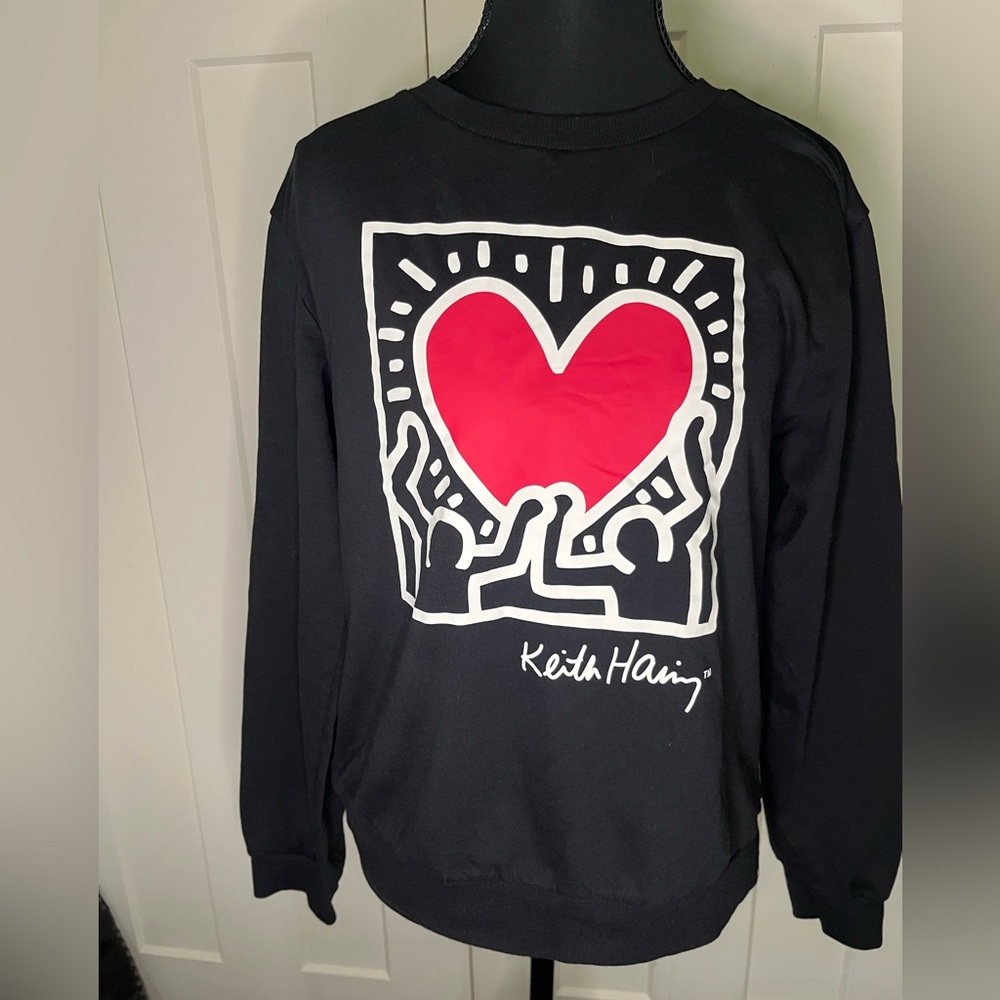 Keith Haring NY Artist Heart Graphic Pullover Long Crewneck Sleeve Tee Shirt